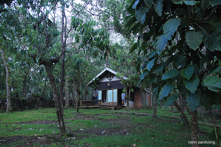 บ้านพักของเรา อยู่หน้าทุ่งกะมังเลย