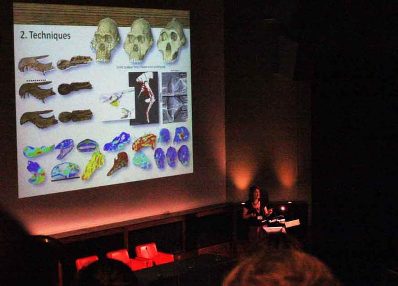 The keynote speaker about human evolution